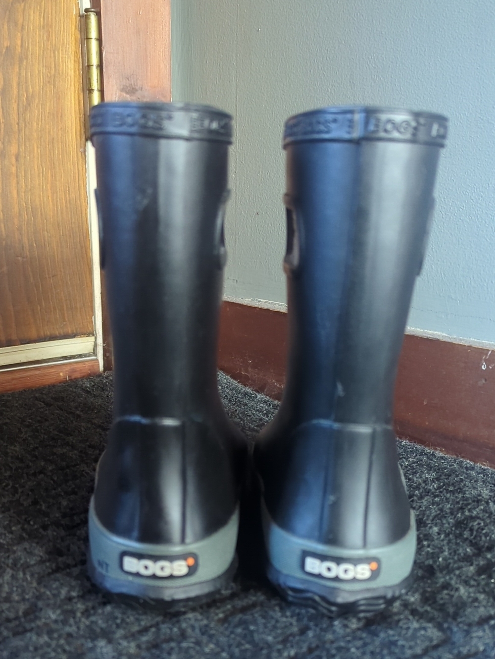 BOGS Rain Boots Big Kid 3 - Picture 7 of 7